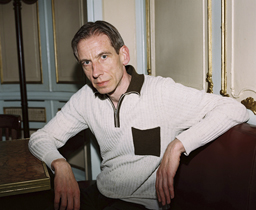HOLGER HILLER