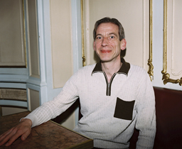 HOLGER HILLER